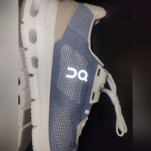 On Running casual sneakers Cloudrift size women's 8.5 color Metal/Navy - Picture 9 of 12